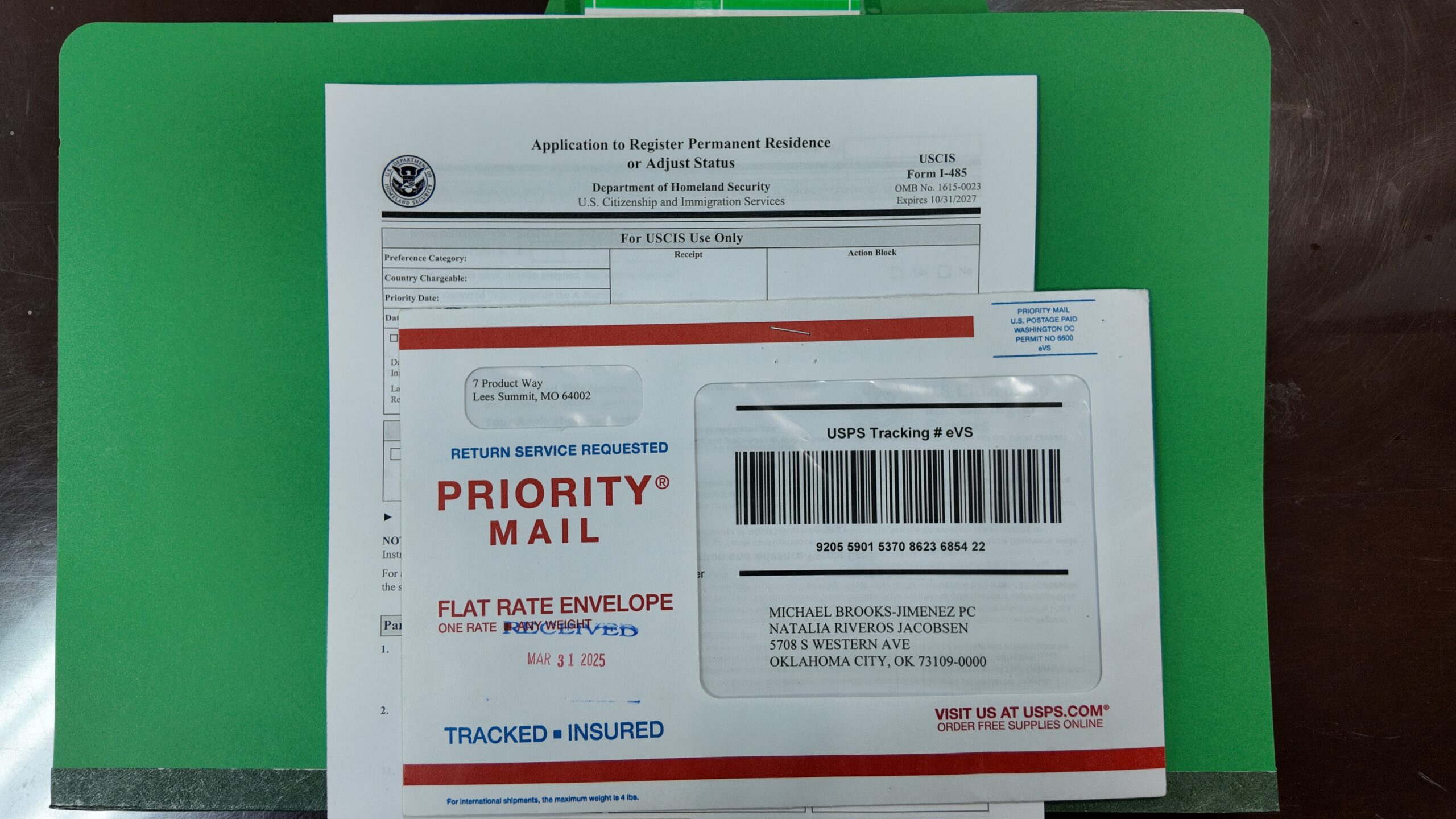 Guía para el ajuste de estatus en los Estados Unidos