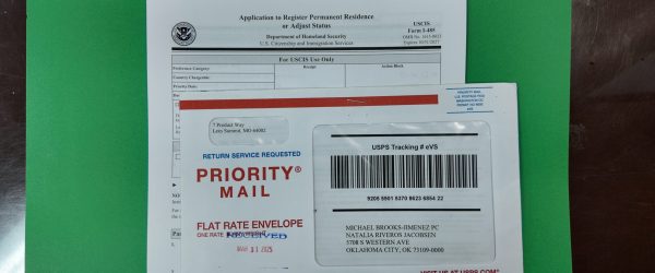 Guía para el ajuste de estatus en los Estados Unidos