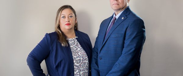 Fraude Notarial en inmigración: evita riesgos legales